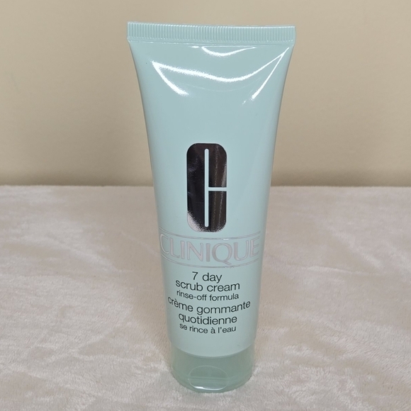Clinique 7 Day Scrub Cream Rinse-Off Formula 100ml/3.4 oz - Picture 1 of 6